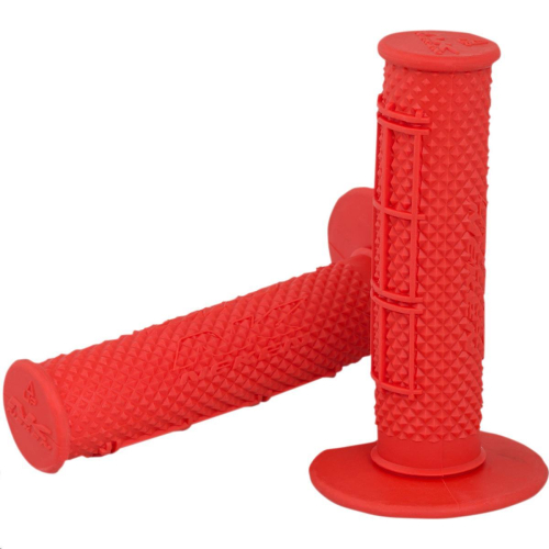 Neken - Neken Twist Throttle Diamond Grips - Red - GRIP-RD-D